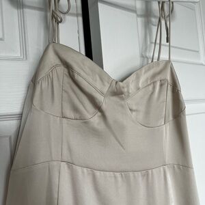 Elegant Cream Midi Dress